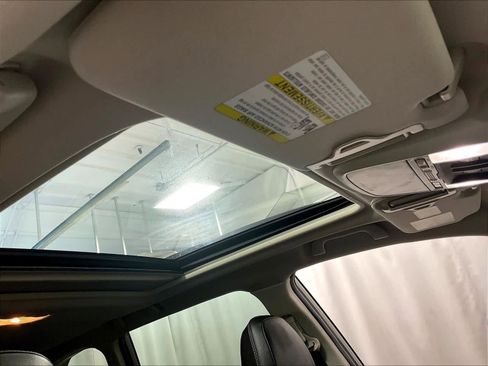 Used 2020 Subaru Forester Limited image 22