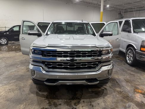 Used 2018 Chevrolet Silverado 1500 LTZ w/ LTZ Plus Package image 19