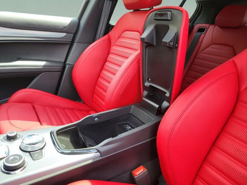 New 2026 Alfa Romeo Stelvio Sprint AWD/4WD image 44