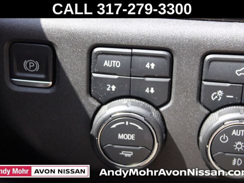 Used 2022 Chevrolet Silverado 1500 RST w/ Z71 Off-Road Package AWD/4WD image 27