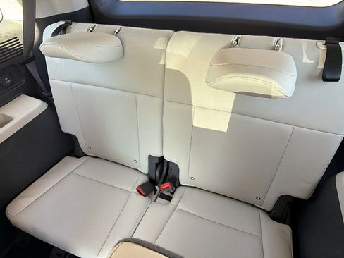 Used 2024 Hyundai Santa Fe Calligraphy image 26