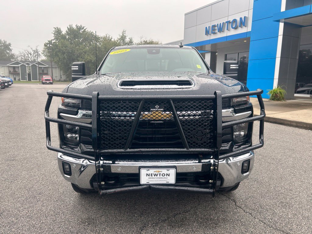 Used 2025 Chevrolet Silverado 2500 LT w/ Safety Package AWD/4WD image 2