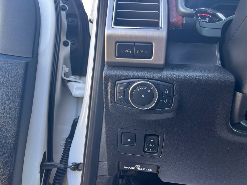 Used 2020 Ford F350 Platinum AWD/4WD image 16