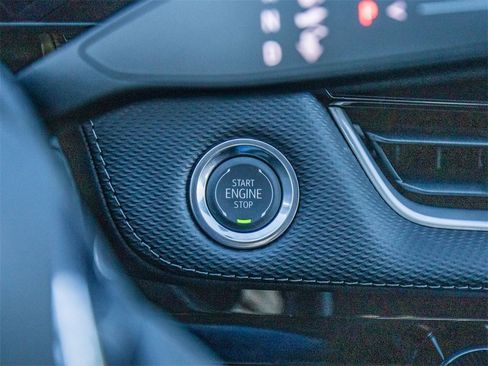 New 2026 Chevrolet Equinox LT w/ Midnight Edition image 25