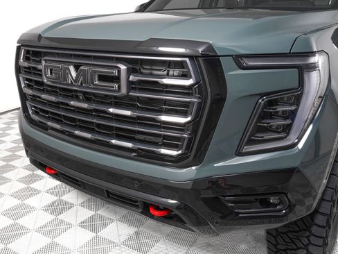 Used 2026 GMC Yukon XL AT4 Ultimate w/ LPO, Illumination Package AWD/4WD image 34