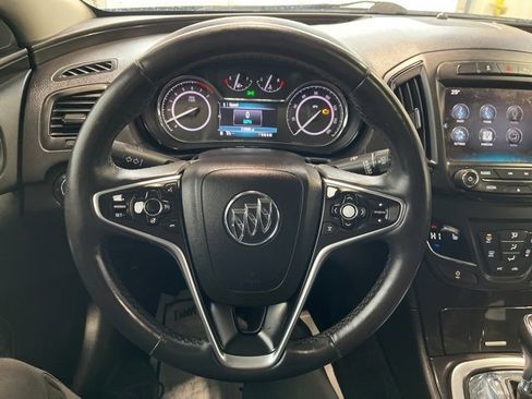Used 2014 Buick Regal Premium image 17