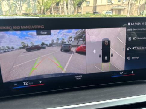 Used 2024 BMW 330i Sedan image 23