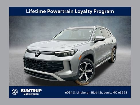 New 2025 Volkswagen Tiguan SE image 1