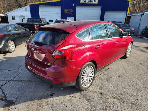 Used 2014 Ford Focus Titanium image 6