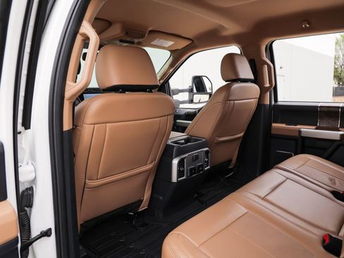 Used 2022 Ford F350 Lariat w/ Lariat Ultimate Package image 30