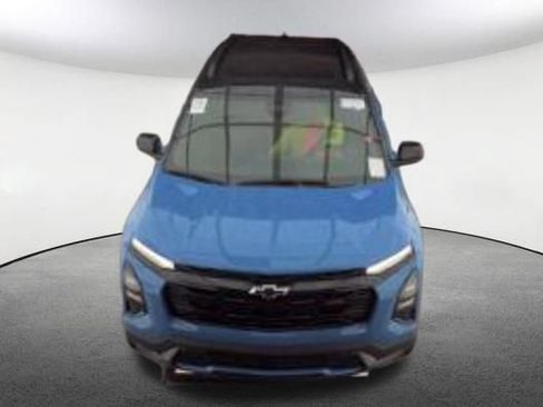 Used 2025 Chevrolet Equinox RS w/ Safety and Technology Package AWD/4WD image 2