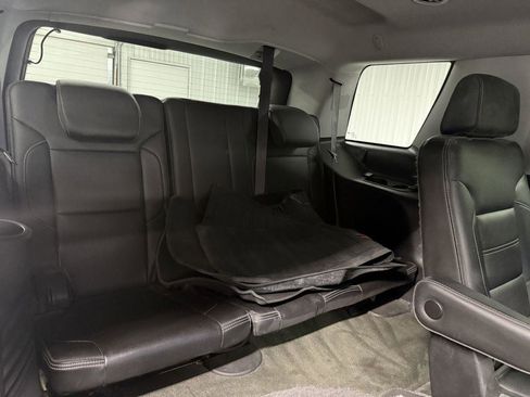 Used 2015 GMC Yukon Denali w/ Premium Package AWD/4WD image 35