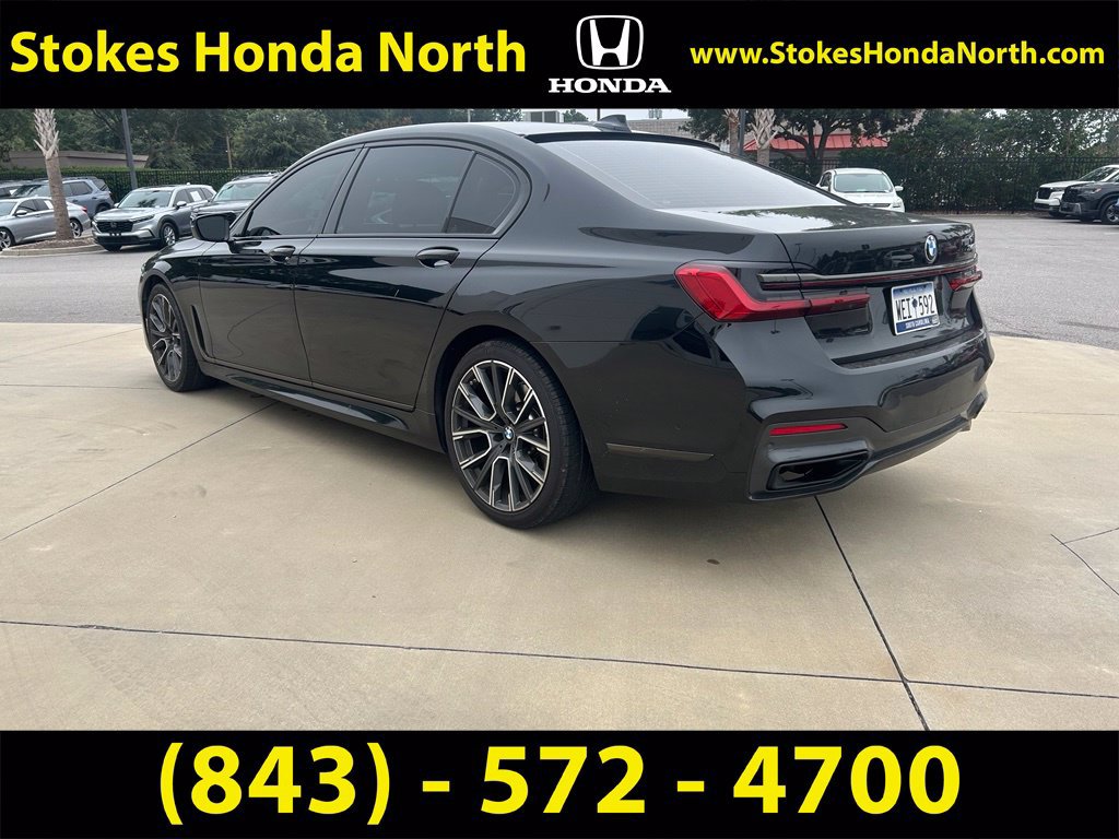 Used 2020 BMW 740i w/ Luxury Rear Seating Package RWD image 5