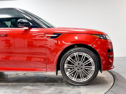 Used 2024 Land Rover Range Rover Sport Dynamic SE AWD/4WD image 41