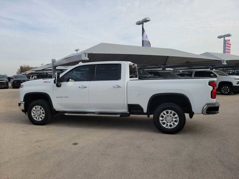 Used 2024 Chevrolet Silverado 2500 LTZ w/ LTZ Convenience Package image 3