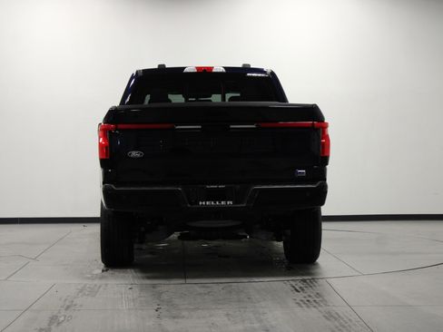 Used 2024 Ford F150 Lightning Lariat image 5