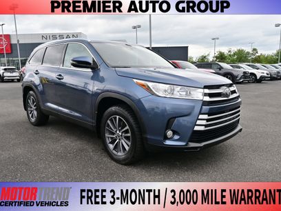 Used 2019 Toyota Highlander SE