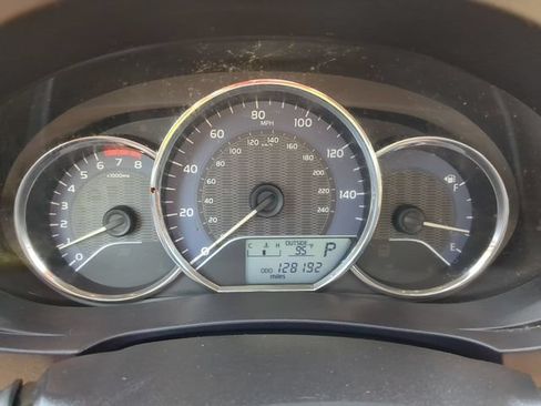 Used 2014 Toyota Corolla LE FWD image 18