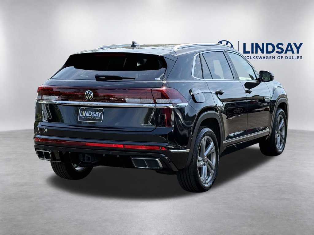 Used 2024 Volkswagen Atlas Cross Sport SEL R-Line AWD/4WD image 6