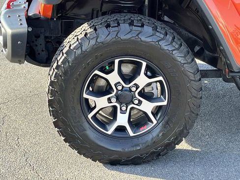 Used 2019 Jeep Wrangler Rubicon AWD/4WD image 11