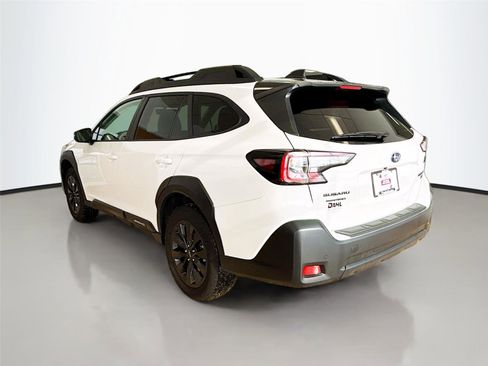 Certified 2025 Subaru Outback Onyx Edition XT image 38