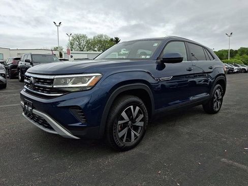 Certified 2023 Volkswagen Atlas Cross Sport SE AWD/4WD image 3