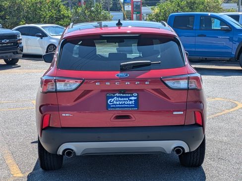 Used 2020 Ford Escape SEL image 5