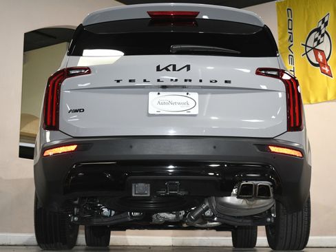 Used 2022 Kia Telluride SX w/ SX Prestige Package image 78