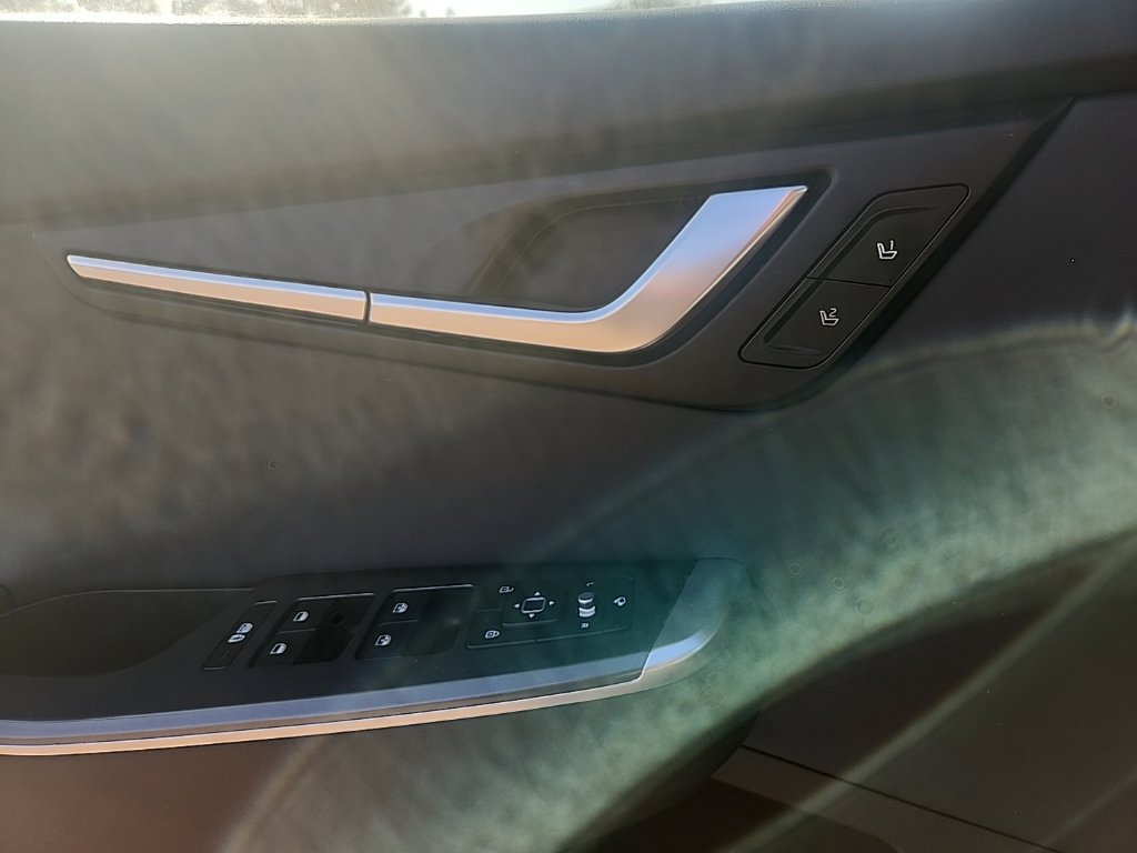 Certified 2024 Kia EV6 Light RWD image 25
