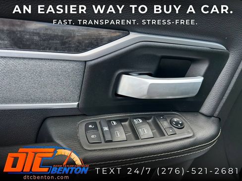 Used 2022 RAM 2500 Big Horn w/ Night Edition AWD/4WD image 17