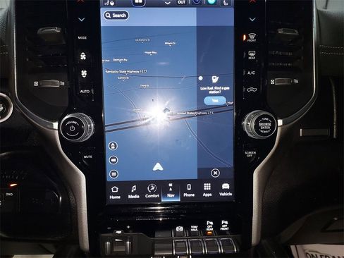 Used 2024 RAM 3500 Laramie w/ Night Edition image 24