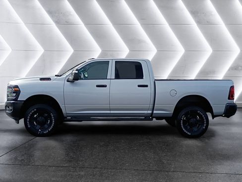 New 2026 RAM 2500 Tradesman AWD/4WD image 3