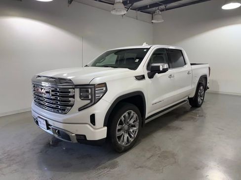 Certified 2022 GMC Sierra 1500 Denali w/ Denali Reserve Package image 3