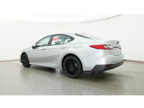New 2026 Toyota Camry LE FWD image 21