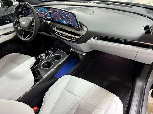 New 2026 Cadillac Lyriq Sport AWD/4WD image 47
