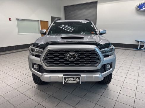 Used 2021 Toyota Tacoma TRD Sport image 8