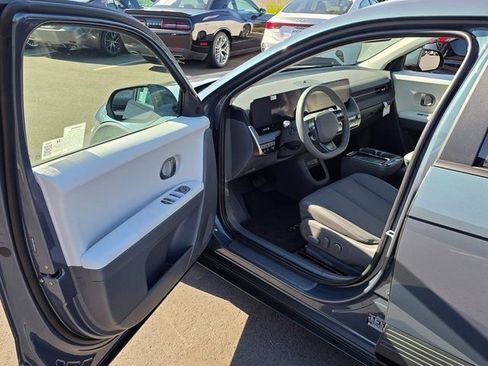 New 2026 Hyundai Ioniq 5 SEL image 36