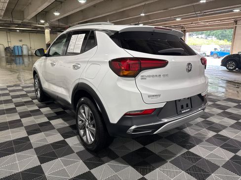 Used 2020 Buick Encore GX Essence w/ Experience Buick Package AWD/4WD image 2