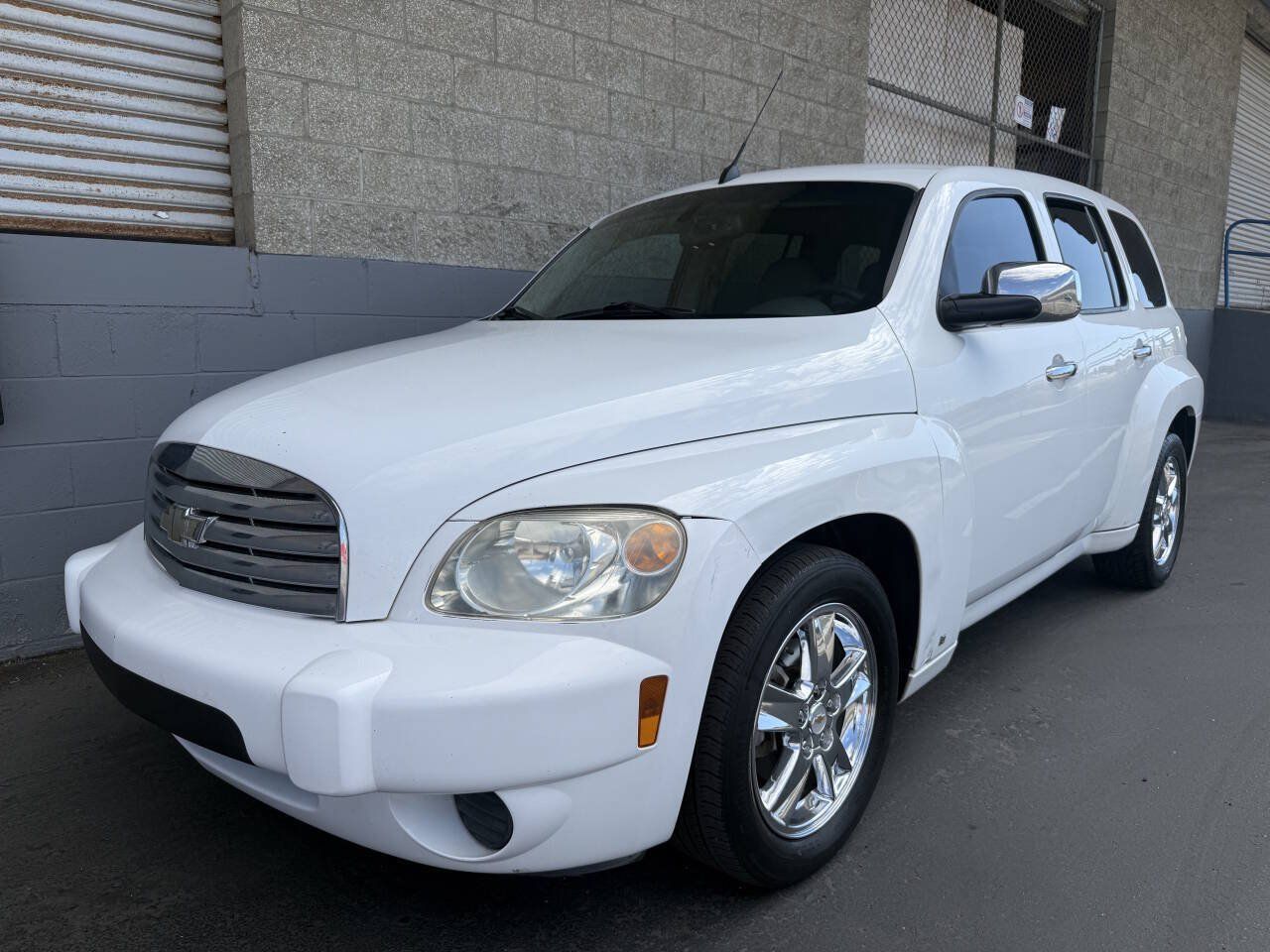 Used 2008 Chevrolet HHR LT FWD image 1