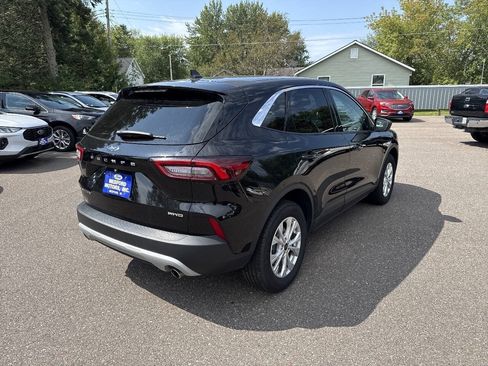 Used 2024 Ford Escape Active AWD/4WD image 5