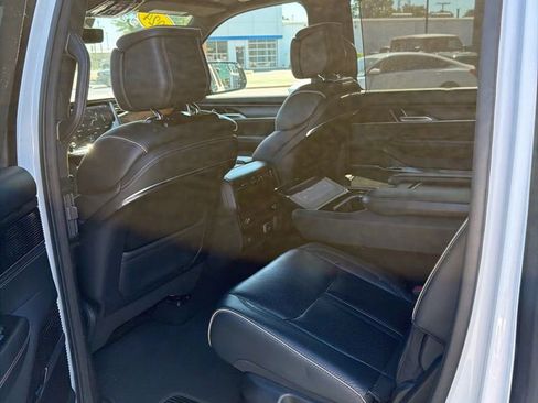 Used 2024 Jeep Grand Wagoneer L Series II w/ Quick Order Packagew 28T AWD/4WD image 7