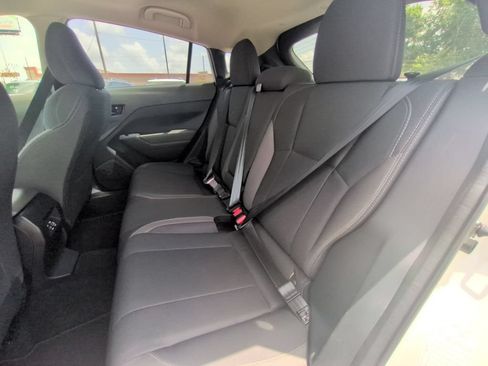 Used 2025 Subaru Crosstrek 2.5i Premium AWD/4WD image 27