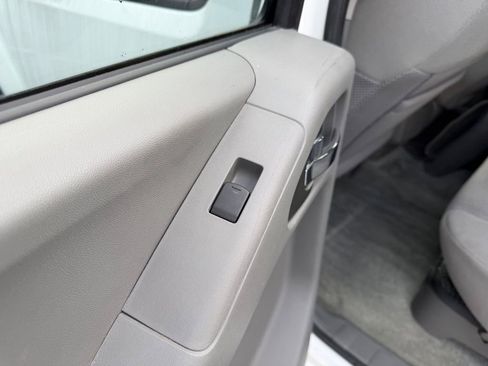 Used 2016 Nissan Frontier SV w/ SV Value Truck Package image 17