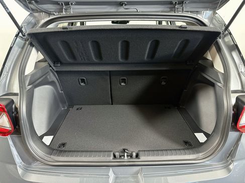 New 2026 Hyundai Venue SEL FWD image 24