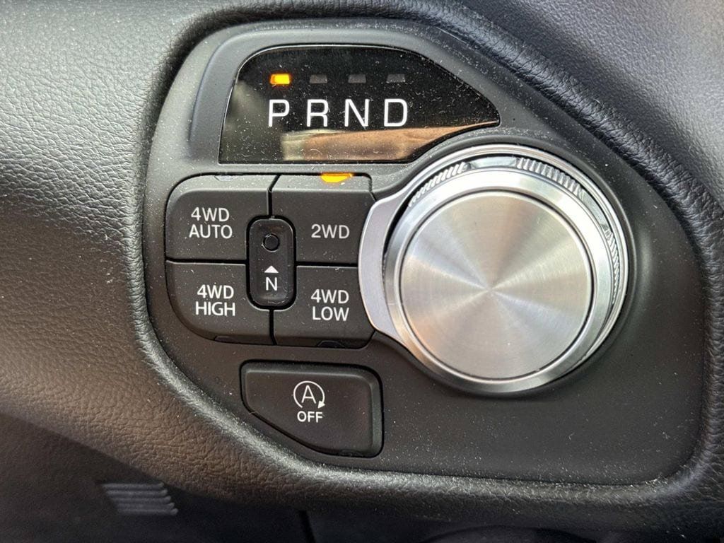 Used 2026 RAM 1500 Laramie AWD/4WD image 39