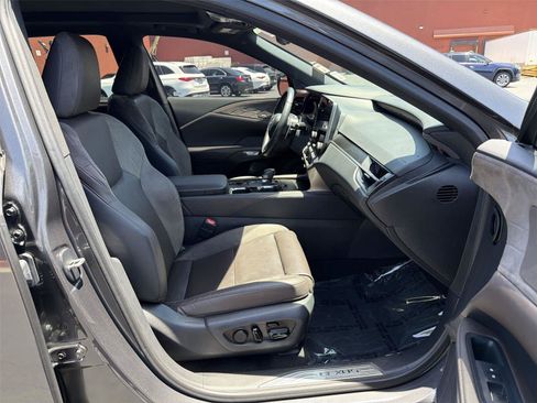 Used 2024 Lexus RX 350 FWD w/ Convenience Package image 15