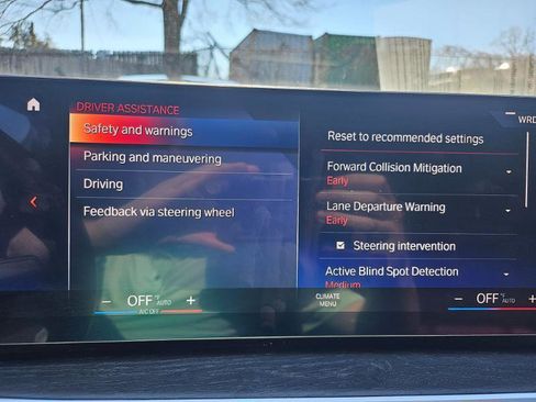 Used 2023 BMW i4 eDrive40 w/ M Sport Package image 63