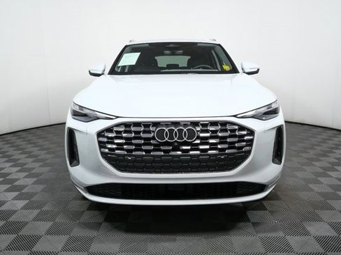 Certified 2025 Audi Q5 Premium w/ Convenience Package image 35