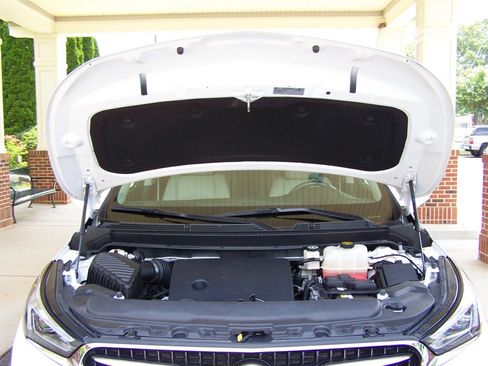 Used 2021 Buick Enclave Essence FWD image 39