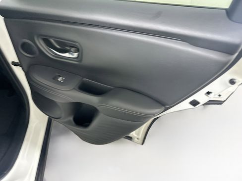 Used 2025 Honda HR-V EX-L image 29